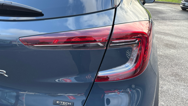 Renault Captur 1.6 E-Tech full hybrid 145 Evolution 5dr Auto Hybrid Hatchback